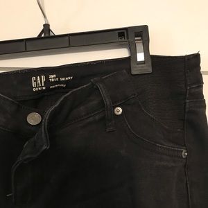 GAP maternity jeans 29R